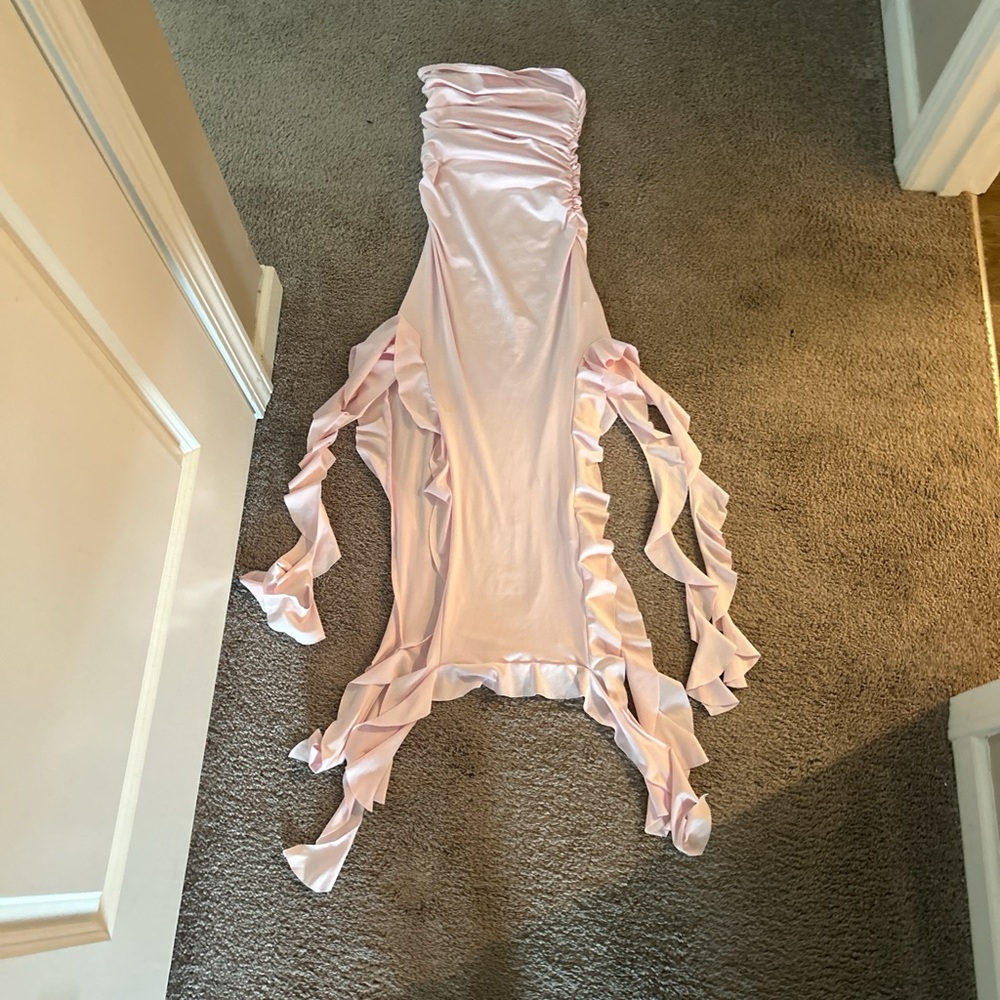 Pink jelly fish tube dress 🪼🌸